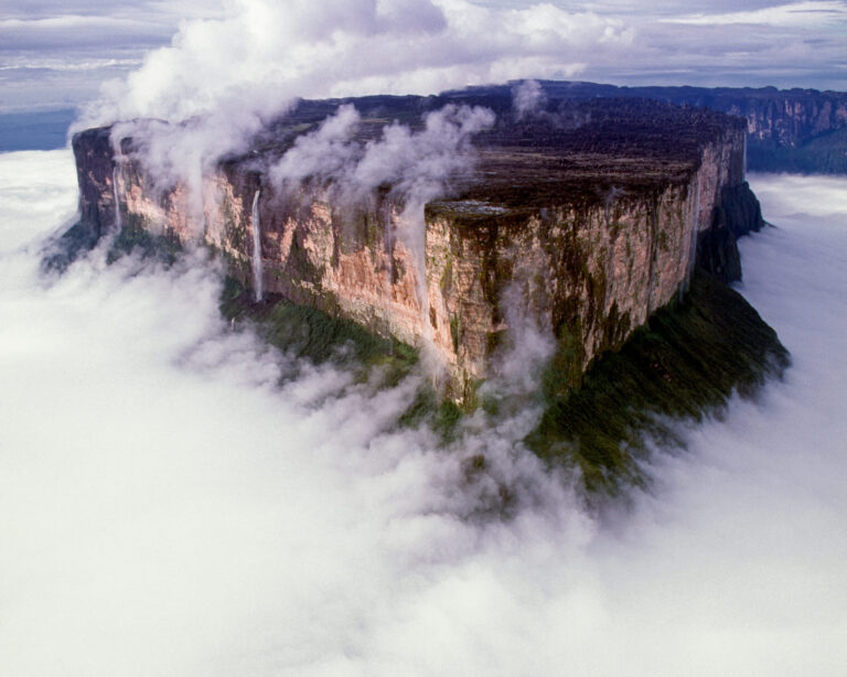 Come visitare il Monte Roraima: la guida di viaggio completa
